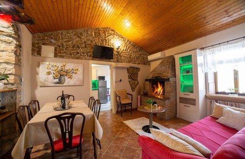 Rakotule House | Relaxing Holiday House with Pool in Central Istria