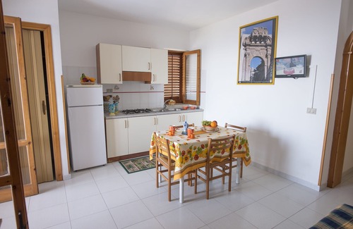 Tonnara di Bonagia Apartment | Seaside Retreat: Balcony, Wifi & Pet-Friendly Amenities