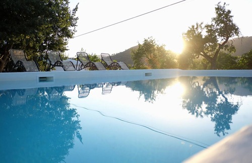Andraitx Cottage | Idyllic Holiday House with Pool near Andratx and Port