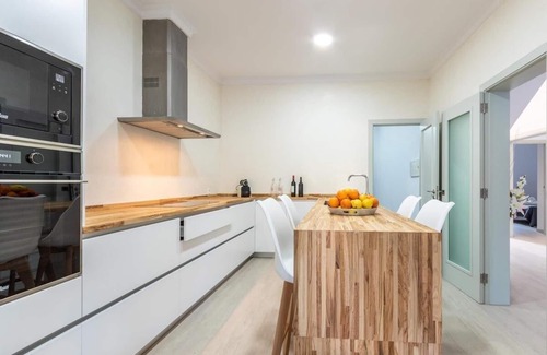 Consell House | Relaxing Holiday House with Pool & Ocean View