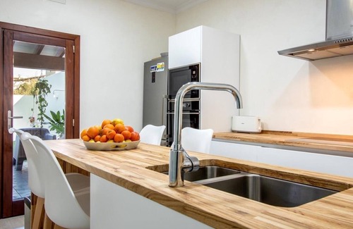 Consell House | Relaxing Holiday House with Pool & Ocean View