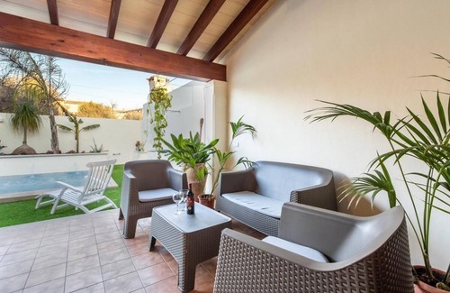 Consell House | Relaxing Holiday House with Pool & Ocean View
