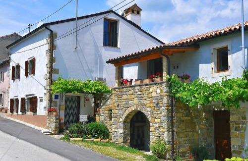 Cerovlje House | Kid-Friendly Holiday House with WiFi in Central Istria