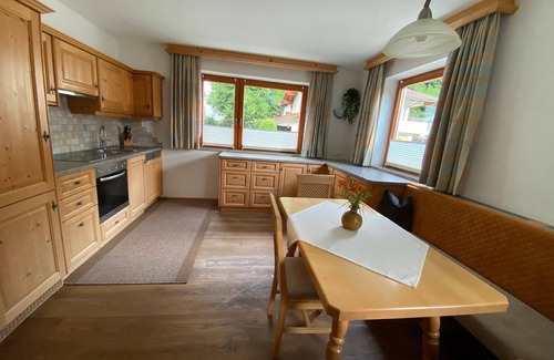 Rohrberg House | Cozy Holiday House in Zell am Ziller for Up to 10 Guests