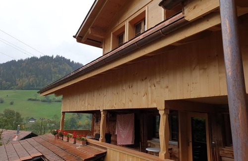 Zweisimmen House | Cozy Holiday House Zweisimmen with Ocean View & Kitchen