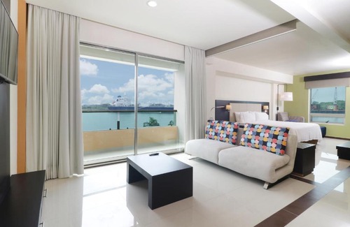 Tuxpan Hotel | Ideal Getaway at Holiday Inn Express - Tuxpan, IHG Hotel