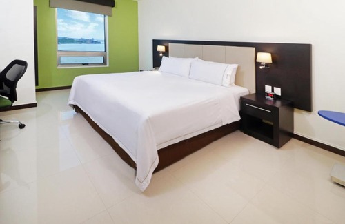 Tuxpan Hotel | Ideal Getaway at Holiday Inn Express - Tuxpan, IHG Hotel