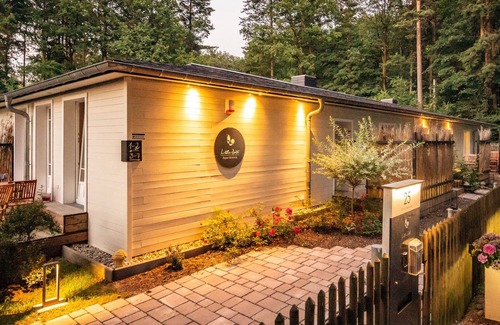 Dresdner Heide Apartment | Cozy Retreat by the Forest: Guest Rated 9.4, Pet Friendly