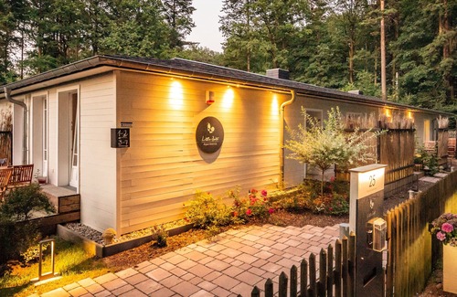 Dresdner Heide Apartment | Family Getaway in Dresdner Heide with Pool and Breakfast