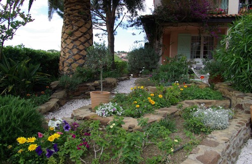 Collioure Villa | Charming Villa Stay in Collioure with Ocean Views & Pool