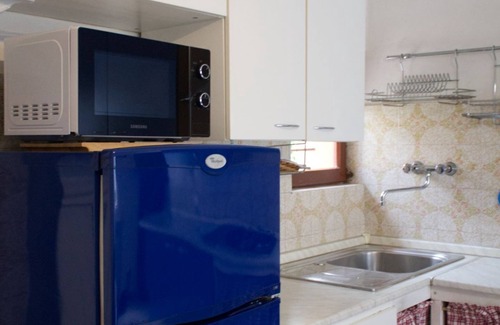Peschiera del Garda Apartment | Outstanding Holiday Escape in Peschiera with Garden Access