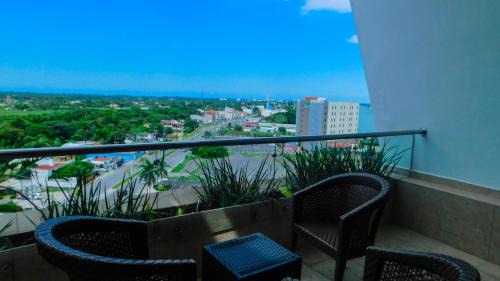 Tuxpan Hotel | Inviting Holiday Inn Tuxpan - Oceanfront Convention Center