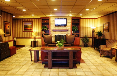 Alexandria Hotel | Experience Holiday Inn Alexandria: Family-Friendly Getaway
