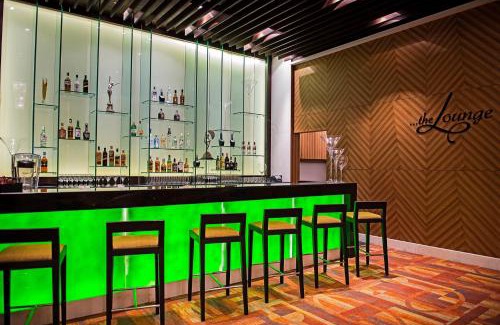 Ranjit Avenue Hotel | Discover Holiday Inn Amritsar Ranjit Avenue with Pool Access