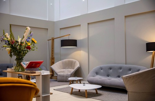 Zuidoost Hotel | Discover Holiday Inn Amsterdam - Arena Towers: 4-Star Comfort
