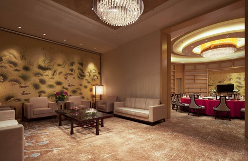 Shijingshan Hotel | Discover Holiday Inn Beijing Shijingshan Parkview Hotel