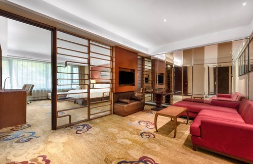 Shijingshan Hotel | Discover Holiday Inn Beijing Shijingshan Parkview Hotel