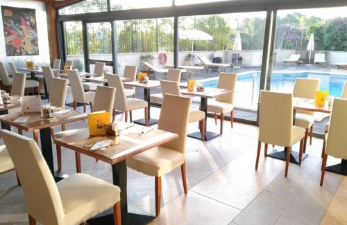 Province of Cagliari Hotel | Discover Holiday Inn Cagliari: Pet-Friendly Oceanfront Oasis