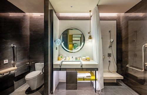 Yubei Hotel | Top-Rated Holiday Inn Chongqing Data Valley - Family Friendly