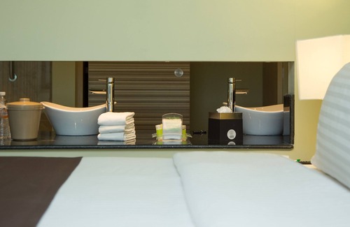 Coatzacoalcos Hotel | Relax at Holiday Inn Coatzacoalcos with Pool & Spa Access