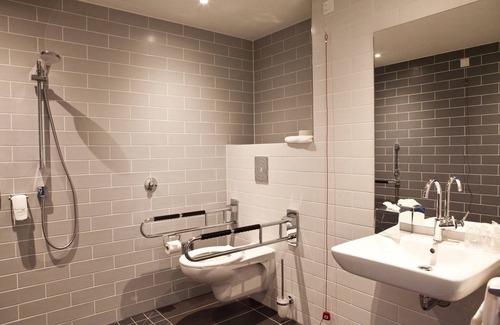 Altstadt I Hotel | Eco-Friendly Stay at Holiday Inn Express Mulheim - Ruhr