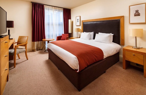 Dumfries Hotel | Comfortable Stay at Holiday Inn Dumfries, an IHG Hotel