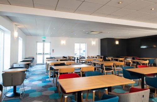 Swalwell Hotel | Welcoming Holiday Inn Express Newcastle Gateshead - Ideal for Families