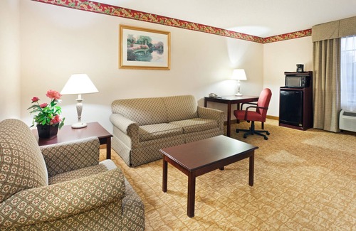 Winston - Salem Hotel | Comfortable Stay at Holiday Inn Exp Winston Salem, IHG Hotel
