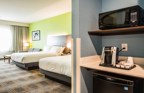 Dripping Springs Hotel | Ideal Getaway at Holiday Inn Express & Suites-Dripping Springs