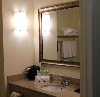 De Funiak Springs Resort | Pet-Friendly Retreat at Holiday Inn Express DeFuniak Springs