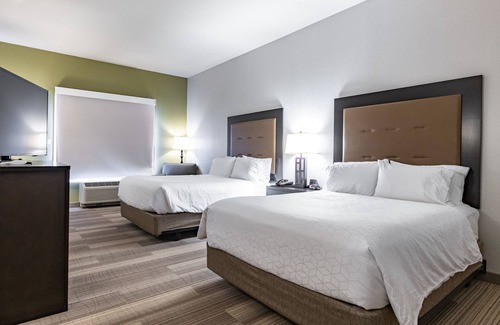 New Martinsville Hotel | Comfortable Stay at Holiday Inn Express New Martinsville