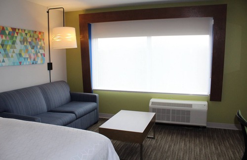 Gettysburg Hotel | Top-Rated Holiday Inn Express & Suites Gettysburg Awaits