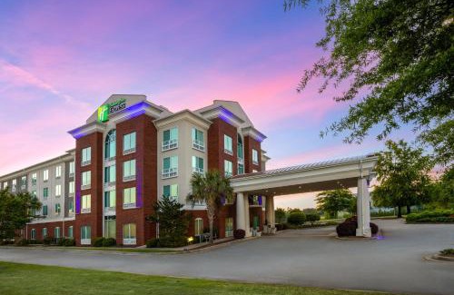 Newberry Hotel | Comfortable Stay at Holiday Inn Express & Suites Newberry