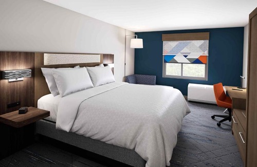 Laurel Hotel | Discover Holiday Inn Express & Suites - Nokomis/Sarasota