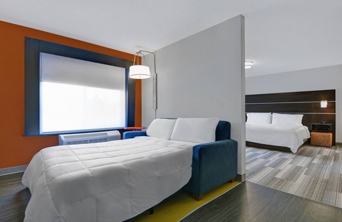 Atmore Hotel | Enjoy Comfort at Holiday Inn Express Atmore, IHG Hotel