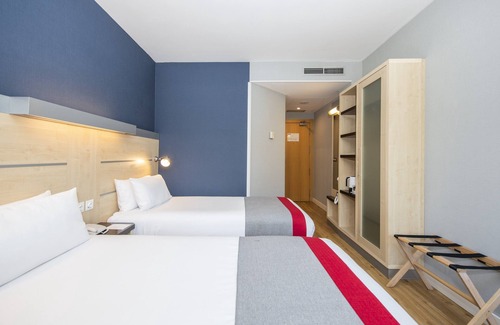 Granollers Hotel | Comfortable Stay at Holiday Inn Express Barcelona-Montmeló