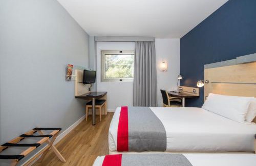 Granollers Hotel | Discover Holiday Inn Express Barcelona - Montmeló for Families
