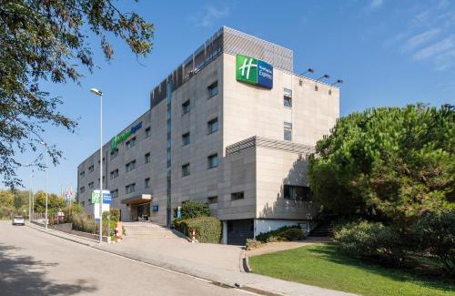 Granollers Hotel | Discover Holiday Inn Express Barcelona - Montmeló for Families