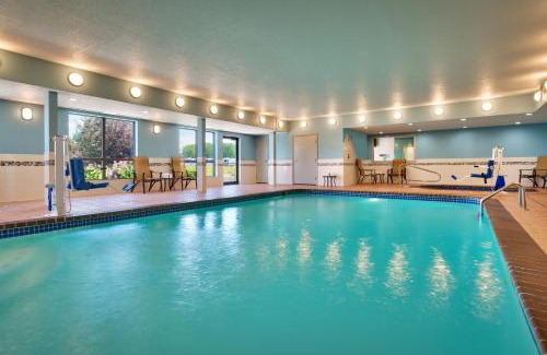 Lockwood Hotel | Relaxing Stay at Holiday Inn Express Billings East