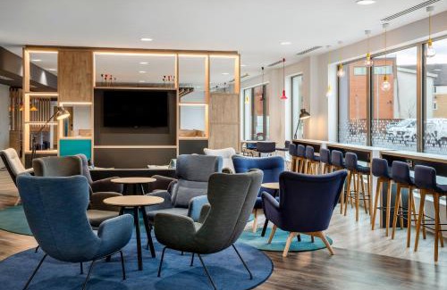 Cambourne Hotel | Explore Holiday Inn Express Cambridge West - Cambourne Today
