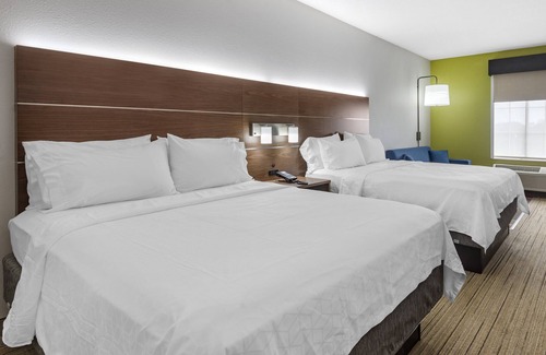Gastonia Hotel | Comfortable Stay at Holiday Inn Express Gastonia with Pool