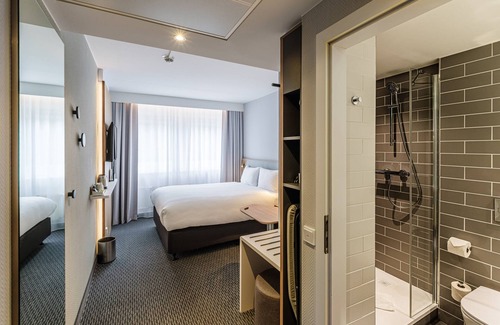 Seevorstadt Hotel | Comfortable Stay at Holiday Inn Express Dresden Zentrum