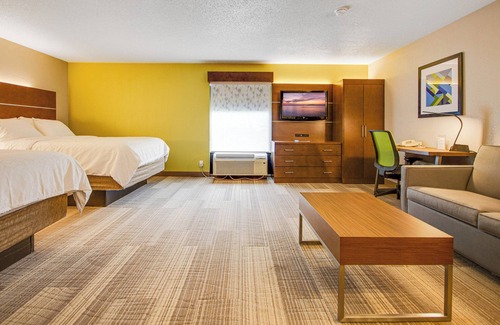 Newbern Hotel | Discover Holiday Inn Express Dublin: Rated 9/10 with Pool & Spa