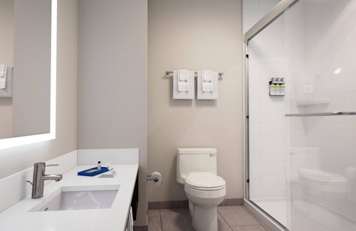 Evansville Hotel | Comfortable Stay at Holiday Inn Express Evansville West