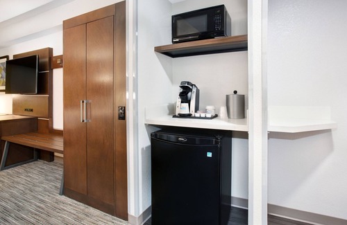Exton Hotel | Discover Holiday Inn Express Exton: Family-Friendly Retreat
