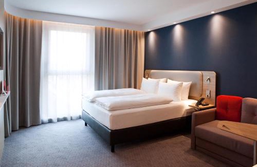 Fuerth Hotel | Discover Holiday Inn Express Fürth: Guest Rated 8.7/10