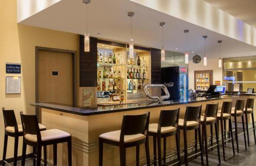 Gutleutviertel Hotel | Pet-Friendly Holiday Inn Express Frankfurt Messe Awaits You