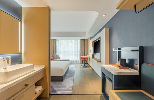 Xiaoshan Hotel | Discover Holiday Inn Express Hangzhou: Family-Friendly Stay