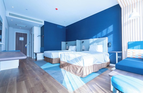 Dao Li Hotel | Convenient Holiday Inn Express Harbin Qunli with Breakfast
