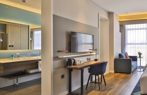 Dao Li Hotel | Convenient Holiday Inn Express Harbin Qunli with Breakfast